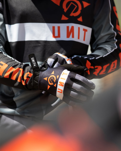 UNIT - FACE FEAR GLOVES BLACK